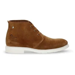 Man Panama Jack Bayron