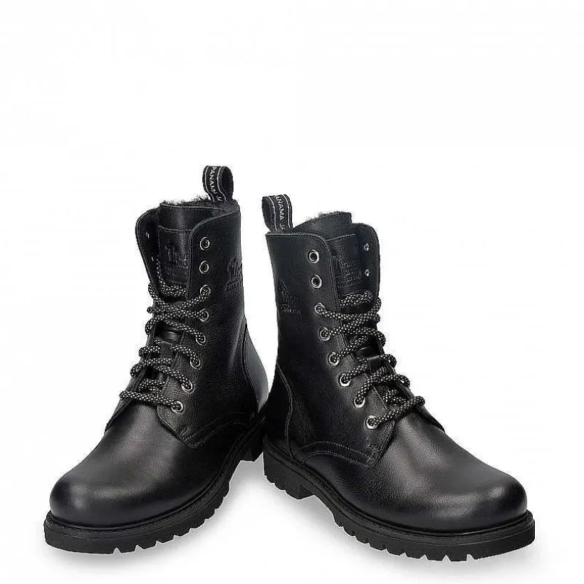 Vrouw Panama Jack Frisia