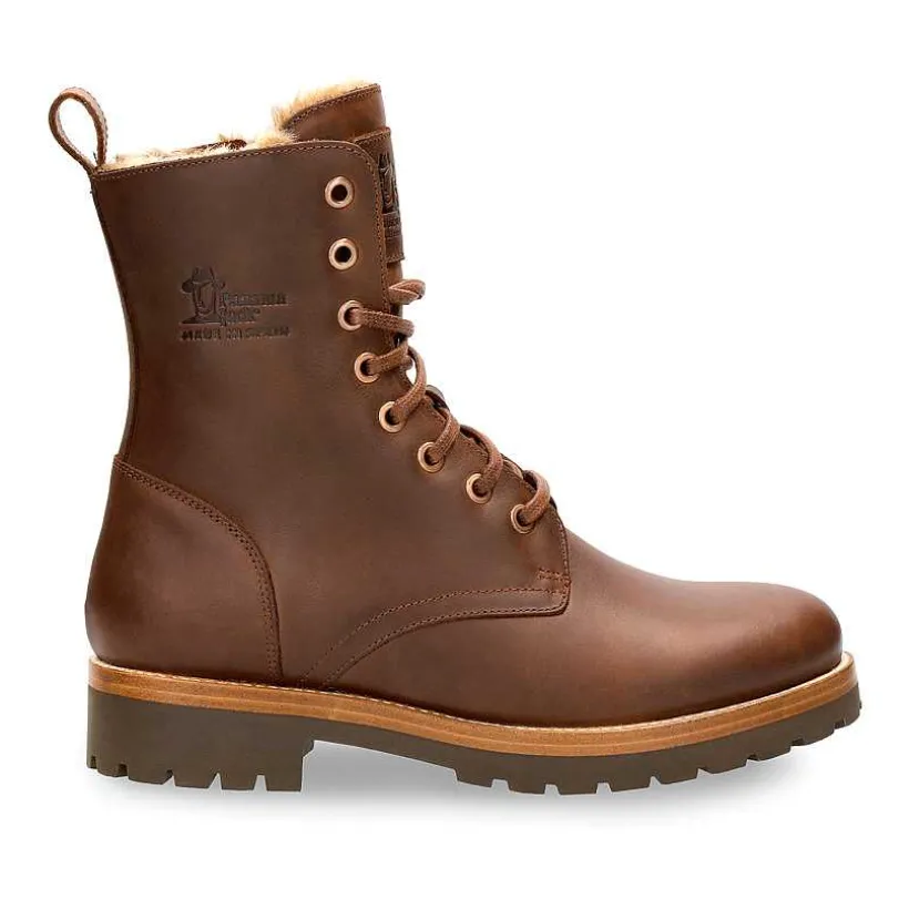 Vrouw Panama Jack Frisia