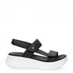 Vrouw Panama Jack Noor