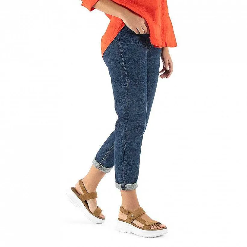 Vrouw Panama Jack Noor