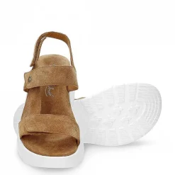 Vrouw Panama Jack Noor
