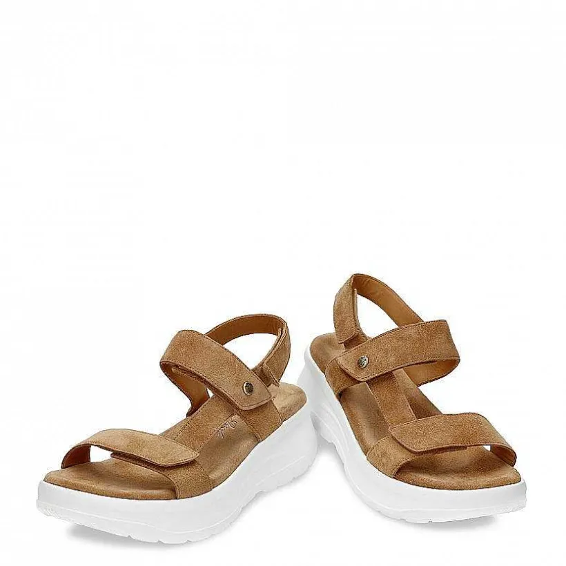 Vrouw Panama Jack Noor