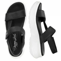 Vrouw Panama Jack Noor