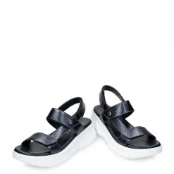 Vrouw Panama Jack Noor Shine