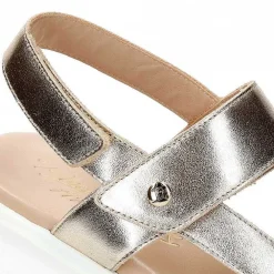 Vrouw Panama Jack Noor Shine