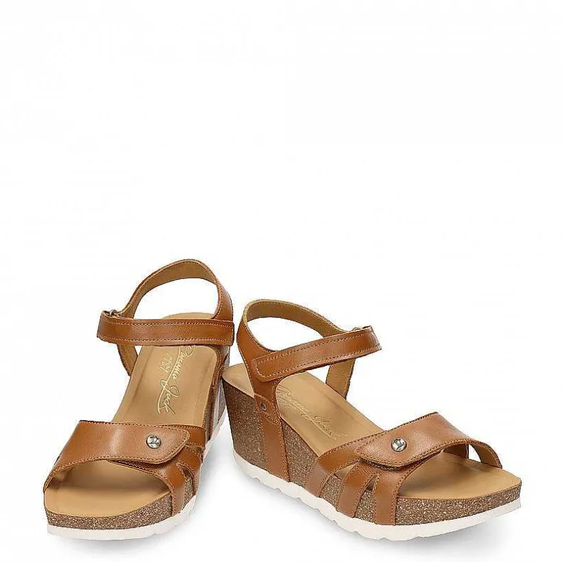Vrouw Panama Jack Romy
