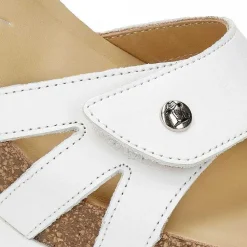 Vrouw Panama Jack Romy