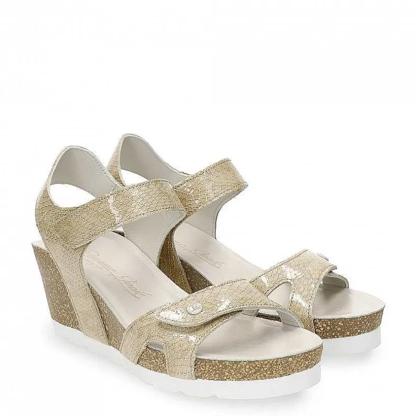 Vrouw Panama Jack Vila