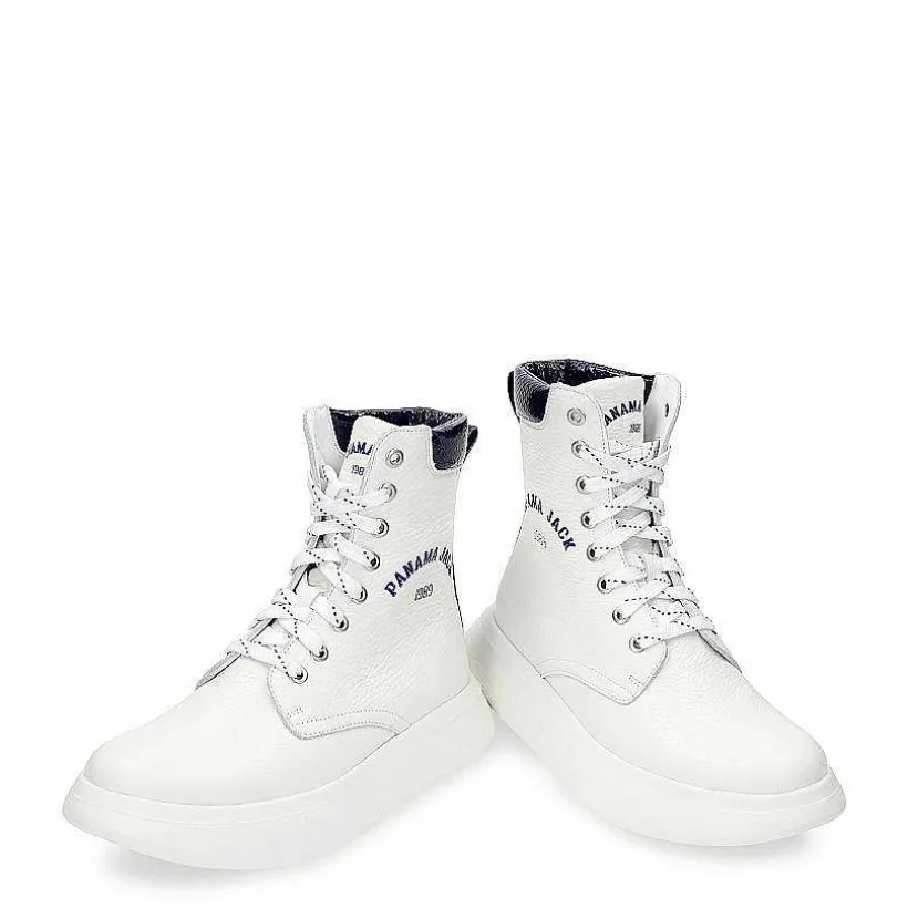 Vrouw Panama Jack Yuca